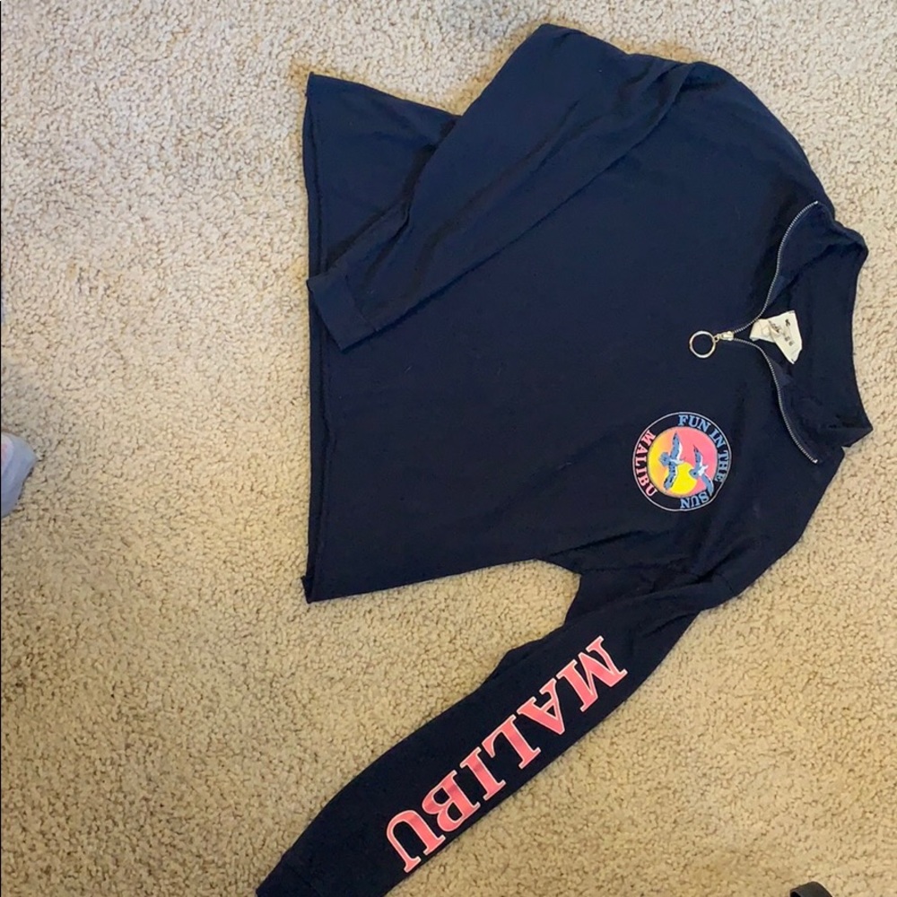 Navy crop top long sleeve